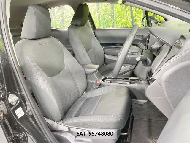 Toyota AQUA 2025-02 8827781-8