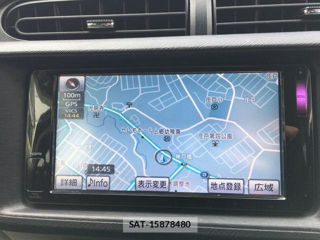 Toyota AQUA 2012-08 8827816-11