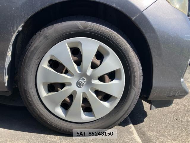 Toyota AQUA 2013-10 8827848-8
