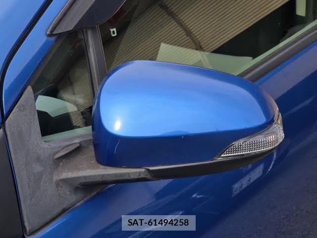 Toyota AQUA 2012-03 8827819-15