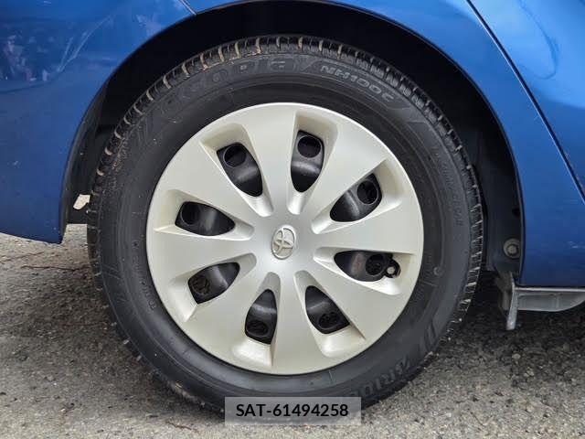 Toyota AQUA 2012-03 8827819-19