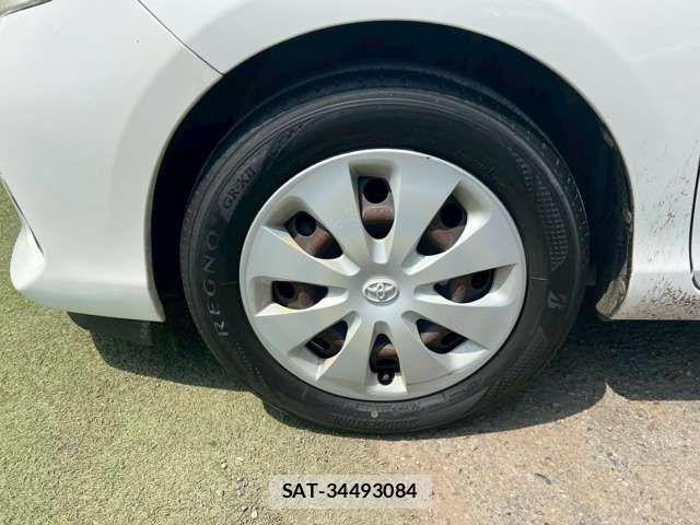 Toyota AQUA 2013-07 8827820-11