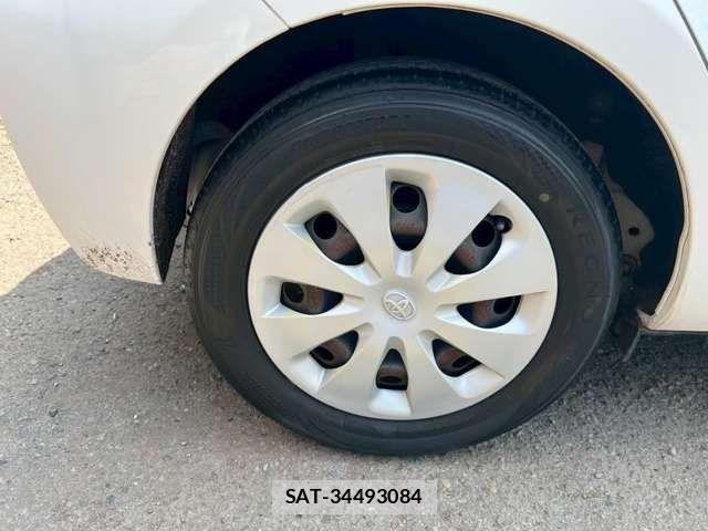 Toyota AQUA 2013-07 8827820-13