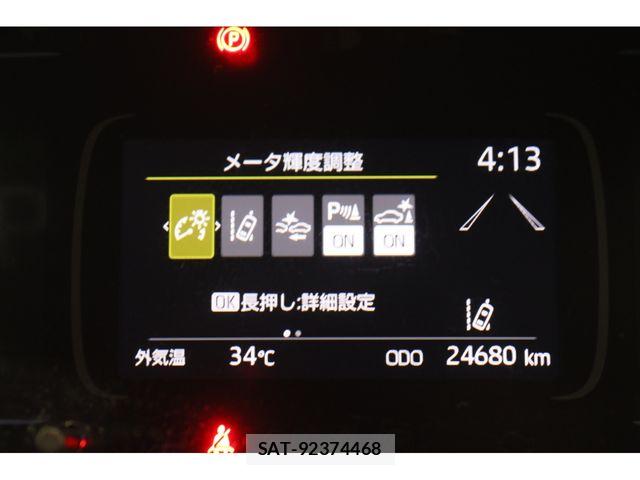 Toyota AQUA 2025-03 8827784-9