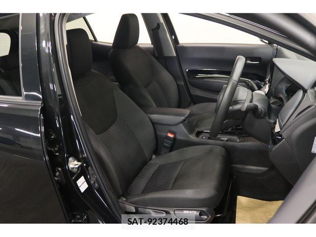 Toyota AQUA 2025-03 8827784-18