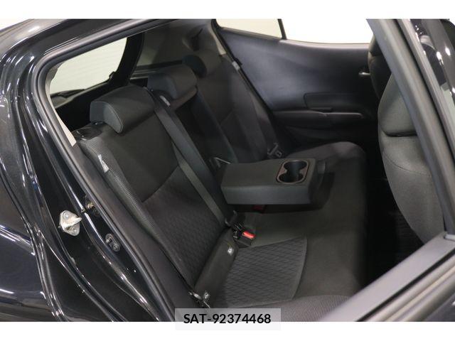 Toyota AQUA 2025-03 8827784-20