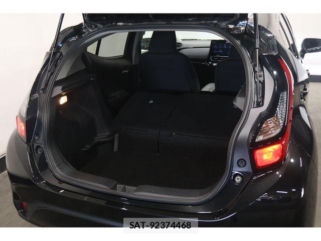 Toyota AQUA 2025-03 8827784-22