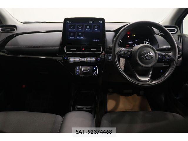 Toyota AQUA 2025-03 8827784-4