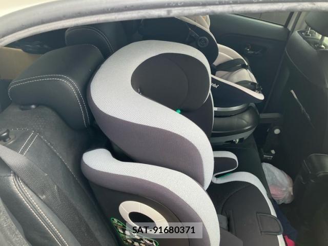 Toyota AQUA 2017-03 8827810-12