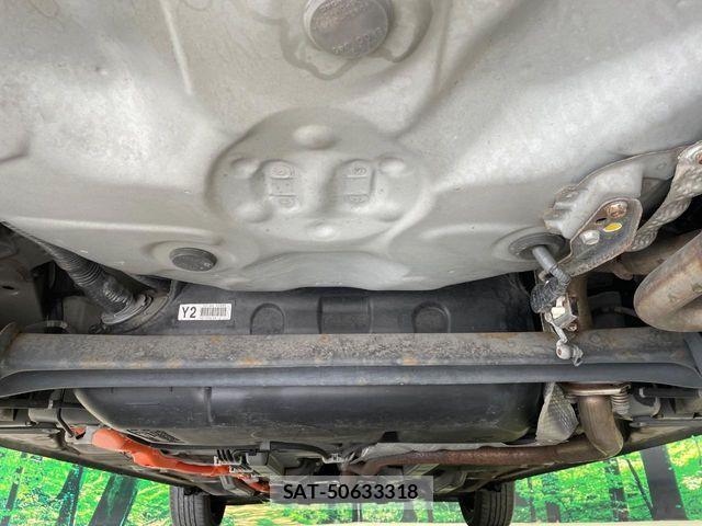 Toyota AQUA 2017-10 8827796-18
