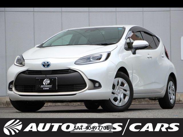 Toyota AQUA 2025-04 8827780-0