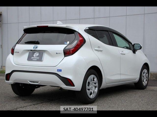 Toyota AQUA 2025-04 8827780-2