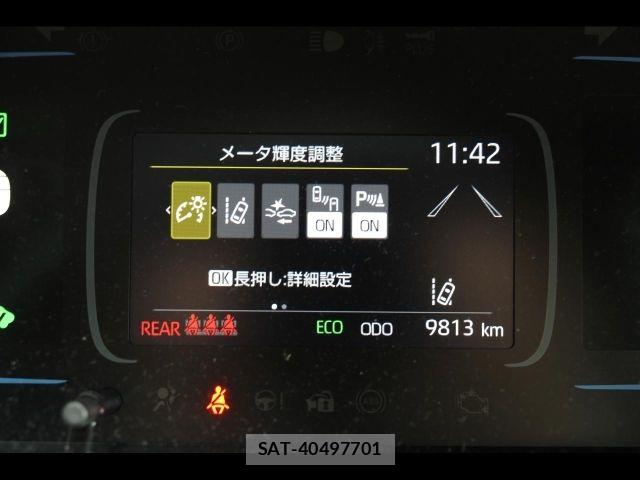 Toyota AQUA 2025-04 8827780-29