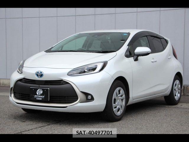 Toyota AQUA 2025-04 8827780-5