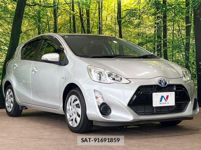 Toyota AQUA 2015-09 8827800-15