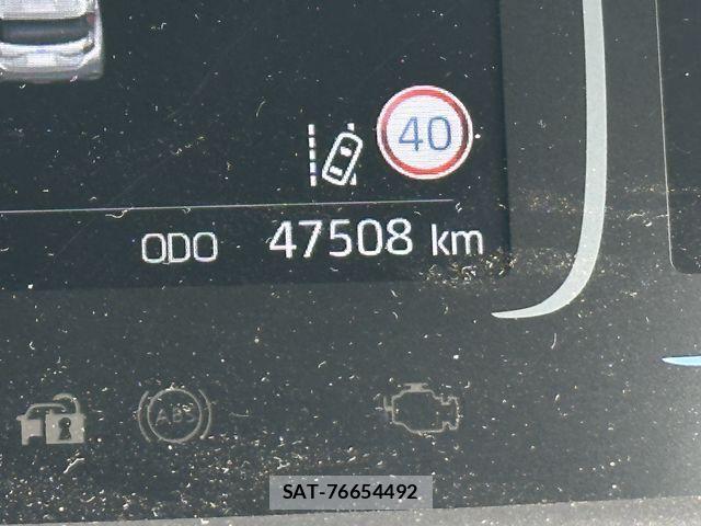 Toyota AQUA 2022-01 8827788-17