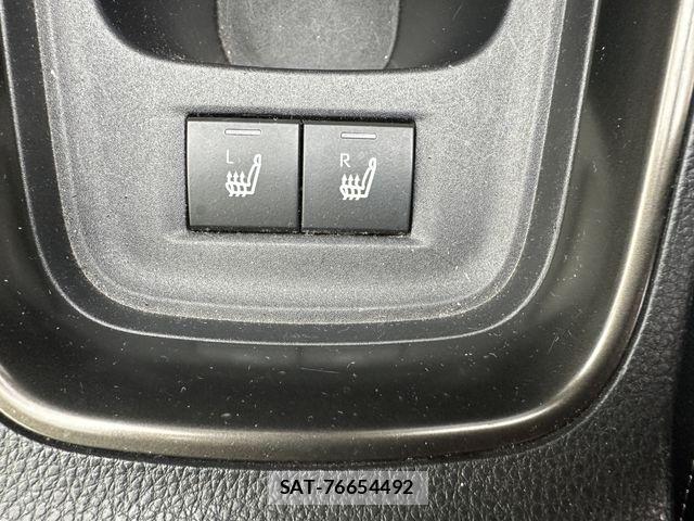 Toyota AQUA 2022-01 8827788-24