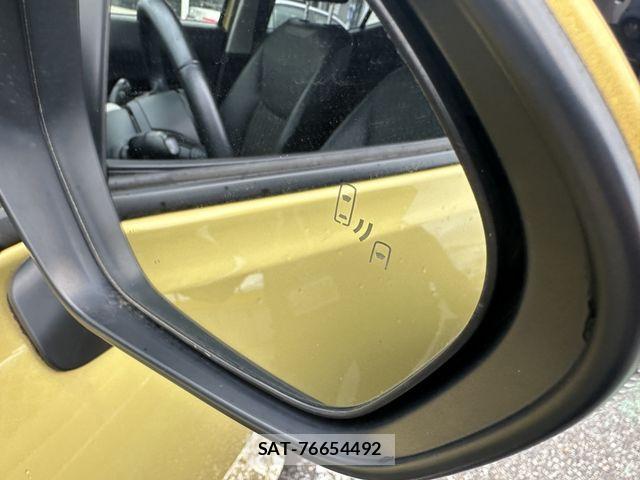 Toyota AQUA 2022-01 8827788-26