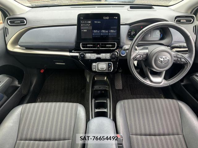 Toyota AQUA 2022-01 8827788-8