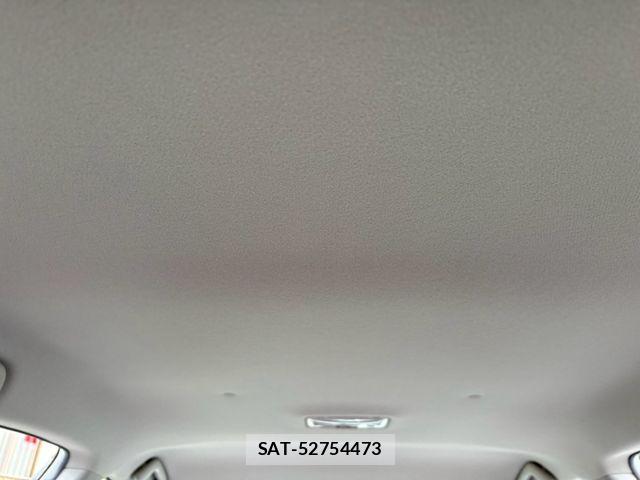 Toyota AQUA 2017-06 8827797-25