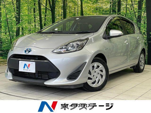 Toyota AQUA 2017-09 8848204-0