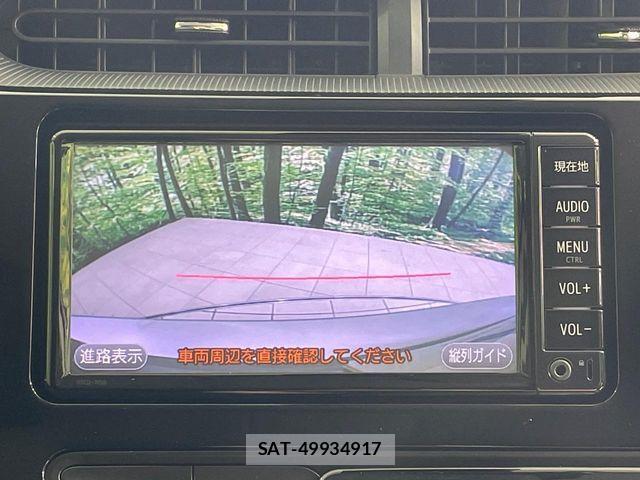 Toyota AQUA 2017-09 8848204-3