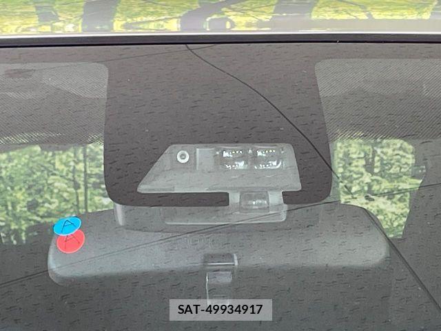 Toyota AQUA 2017-09 8848204-4