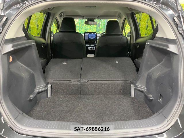Toyota AQUA 2021-08 8848195-9