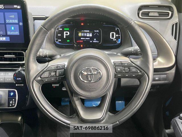 Toyota AQUA 2021-08 8848195-10