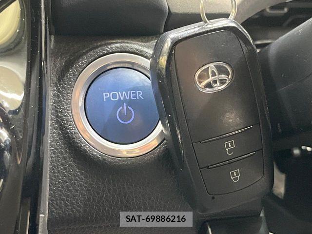 Toyota AQUA 2021-08 8848195-6