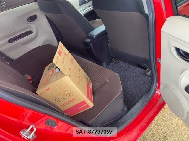 Toyota AQUA 2012-07 8848234-10