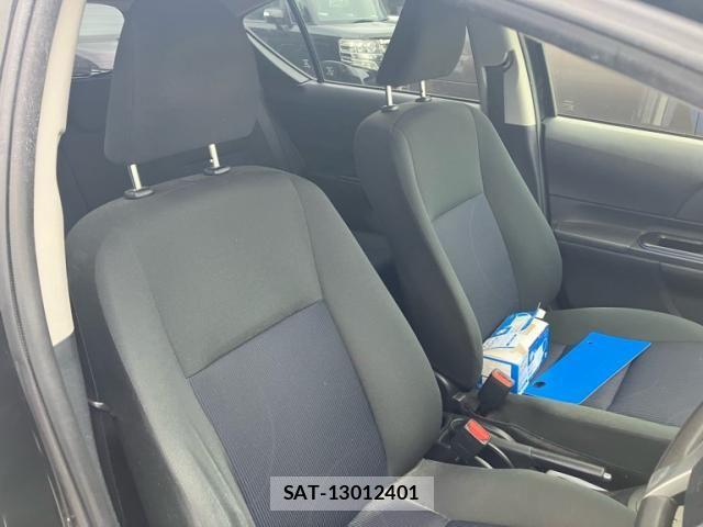 Toyota AQUA 2015-10 8848219-14