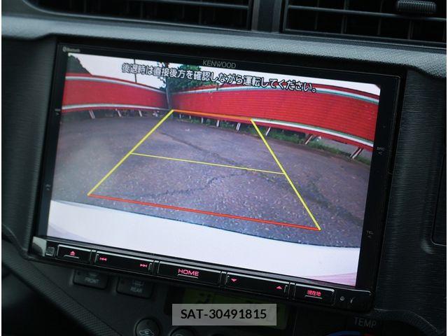 Toyota AQUA 2013-03 8848233-18
