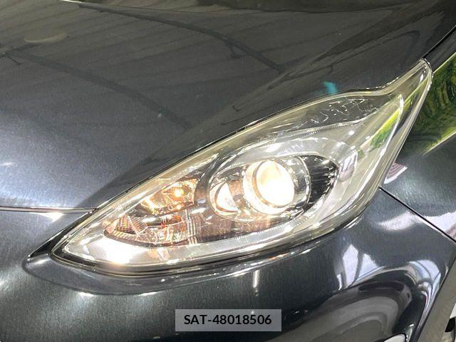 Toyota AQUA 2018-09 8848202-11