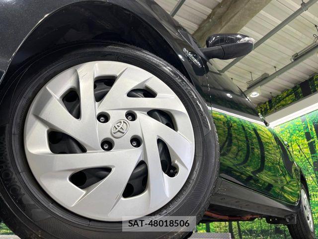Toyota AQUA 2018-09 8848202-12