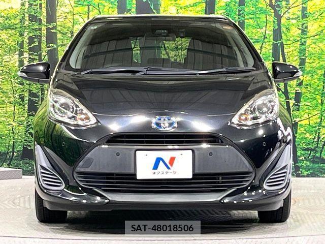 Toyota AQUA 2018-09 8848202-13