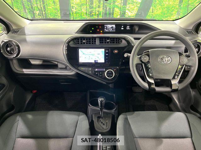 Toyota AQUA 2018-09 8848202-4