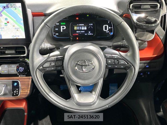 Toyota AQUA 2023-04 8848192-10