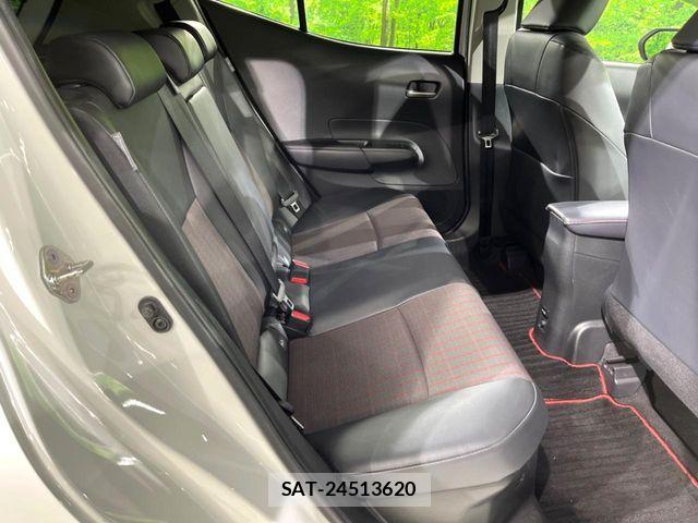 Toyota AQUA 2023-04 8848192-8