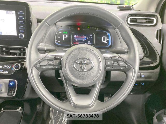 Toyota AQUA 2025-02 8848194-11