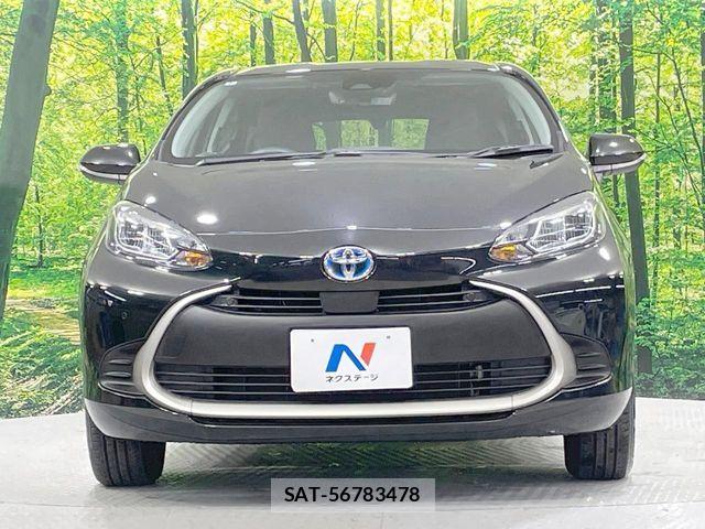 Toyota AQUA 2025-02 8848194-14