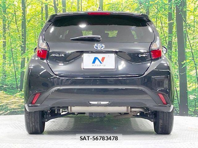 Toyota AQUA 2025-02 8848194-15