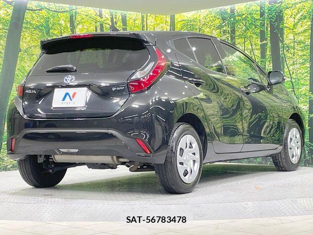 Toyota AQUA 2025-02 8848194-17