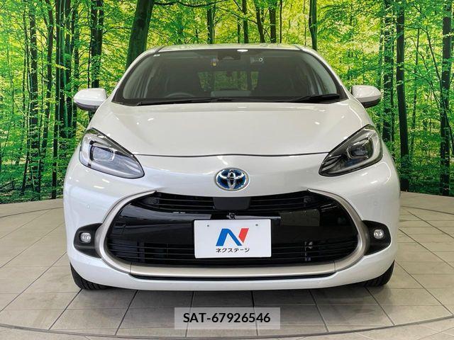 Toyota AQUA 2022-01 8848201-13