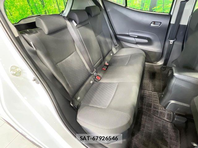 Toyota AQUA 2022-01 8848201-8