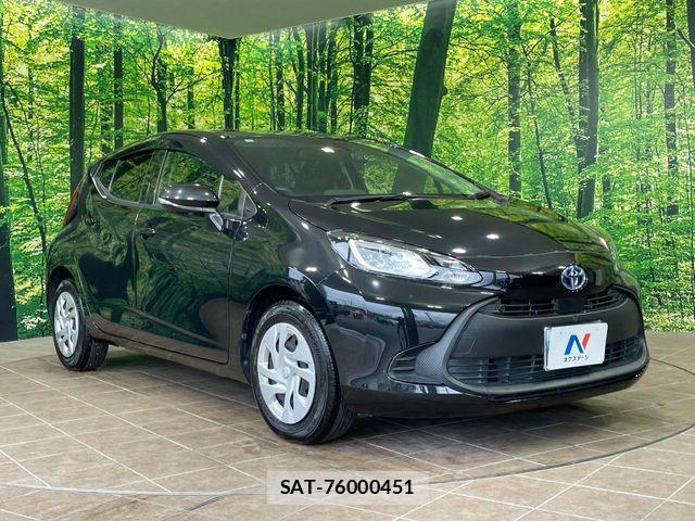 Toyota AQUA 2021-11 8848196-15