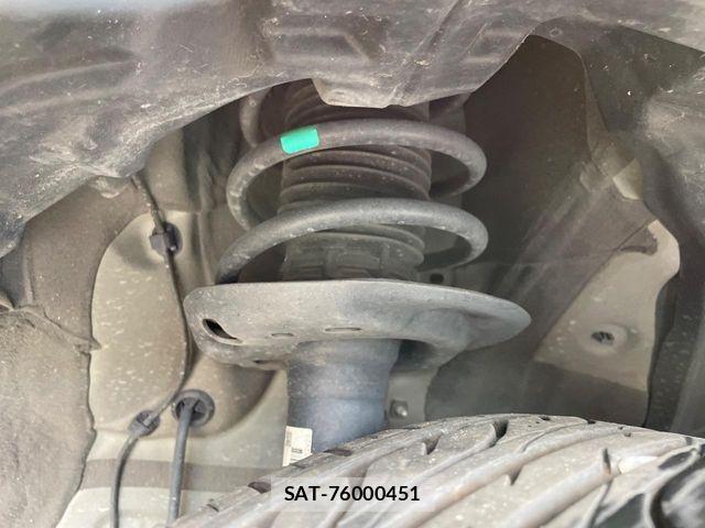 Toyota AQUA 2021-11 8848196-19