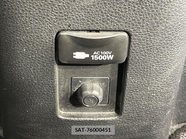 Toyota AQUA 2021-11 8848196-4