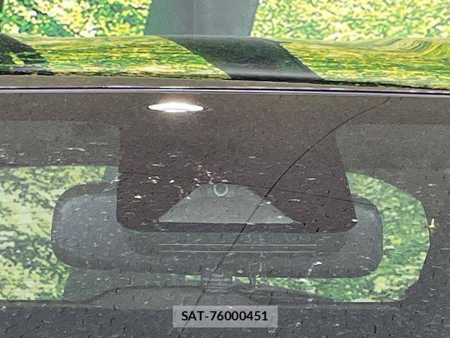 Toyota AQUA 2021-11 8848196-5