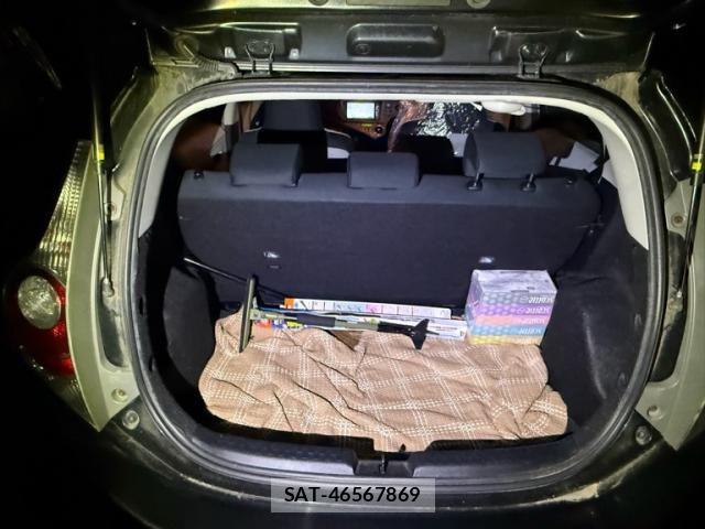 Toyota AQUA 2013-09 8848242-9